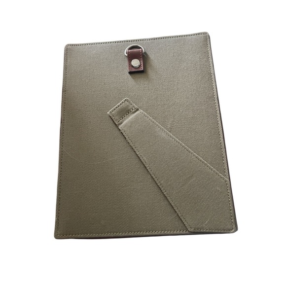 Cutter & Buck Brown Leather Snap Photo Frame‎ 9.5x7.5 Outside And Holds 4x6 - Picture 2 of 3